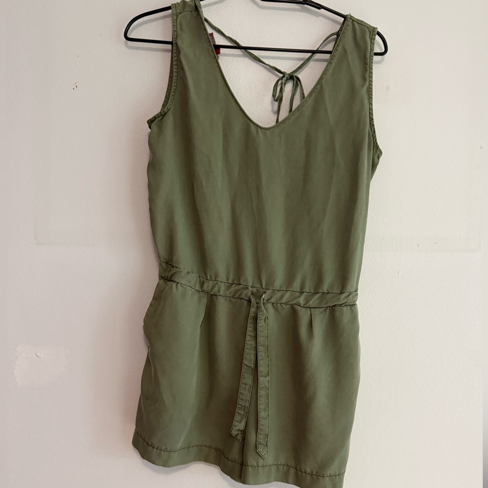 Saks Fifth Avenue Olive Green Romper, size XS